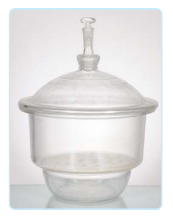 Eksikator, stakleni (SODA LIME), 100mm, sa porcelanskom pločom